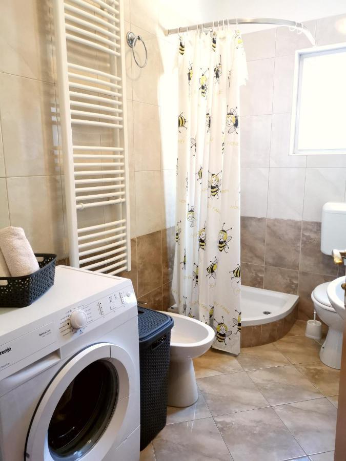 Apartment Brala Posedarje Extérieur photo